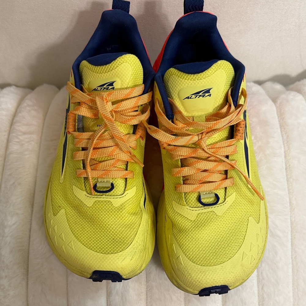 Altra Women’s Bright Yellow and Navy Sneakers